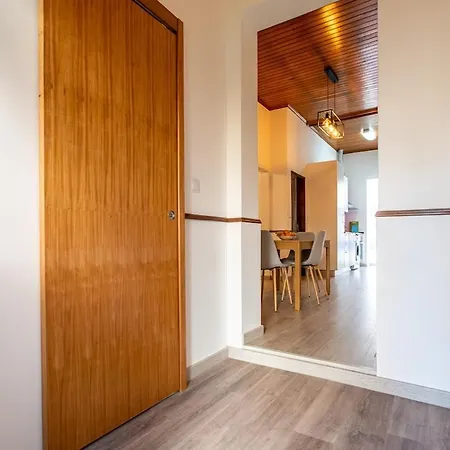 Apartment Homeysuite By Parque Nacoes Lissabon