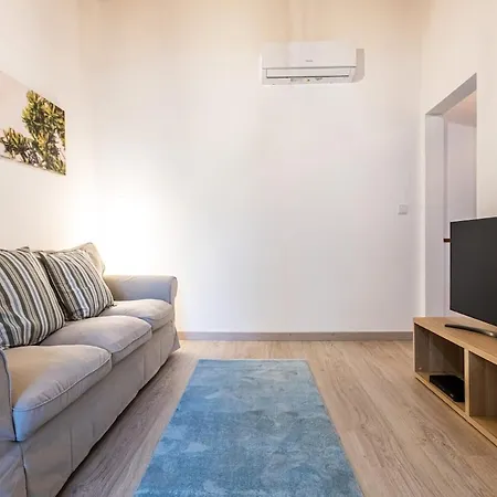 Apartment Homeysuite By Parque Nacoes