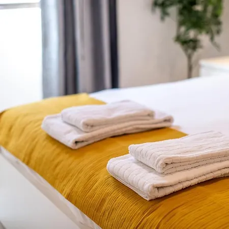 Homeysuite By Parque Nacoes Lisbon